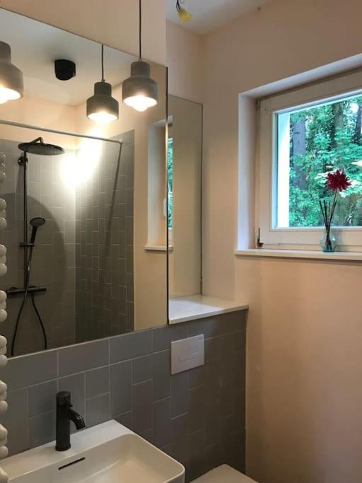 Villa Am See - Naehe Berlin Biesenthal Bagian luar foto